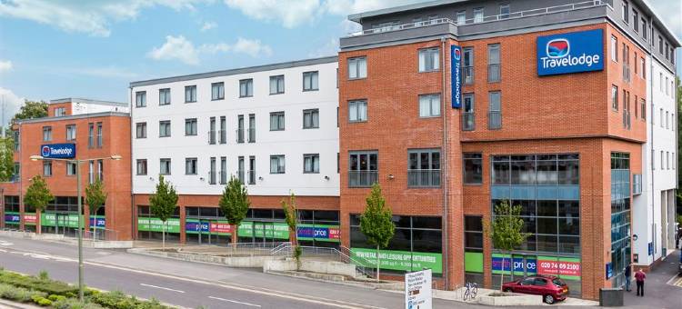坎伯利中心旅屋酒店(Travelodge Camberley Central)图片
