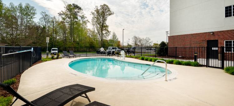 Candlewood Suites 落基山(Candlewood Suites Rocky Mount)图片