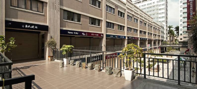 台中一中街喵喵套房图片