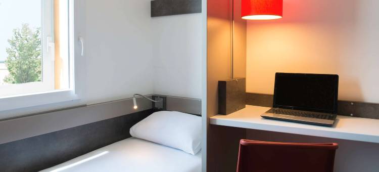 宜必思快捷里昂圣艾修伯里机场酒店(ibis budget Aéroport Lyon Saint Exupéry)图片