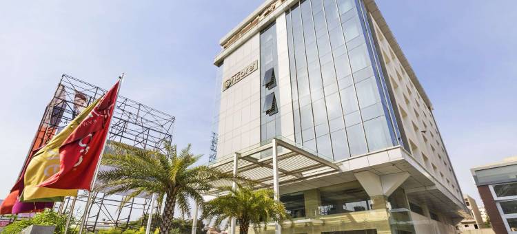 班加罗尔多姆尔温德姆华美达安可酒店(Ramada Encore by Wyndham Bangalore Domlur)图片