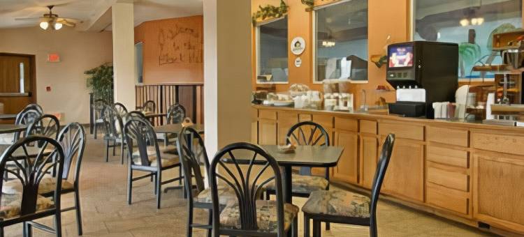 卡斯特-疯马区速8酒店(Super 8 by Wyndham Custer/Crazy Horse Area)图片