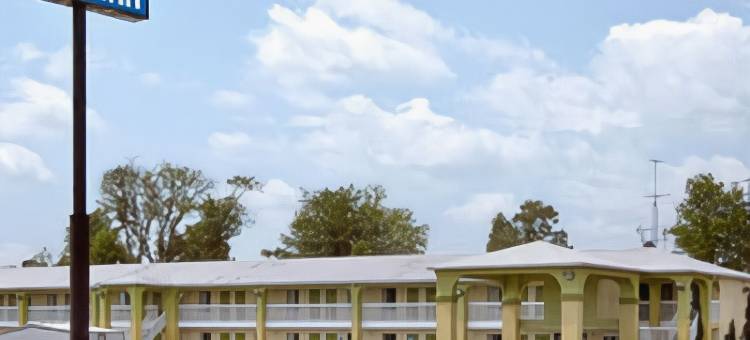 拉蒙特-蒙蒂塞洛戴斯酒店(Days Inn by Wyndham Lamont/Monticello)图片