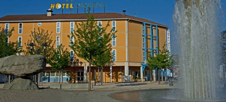 里昂东部伊克里普斯原生酒店(The Originals City Hôtel Éclipse Lyon Est)图片