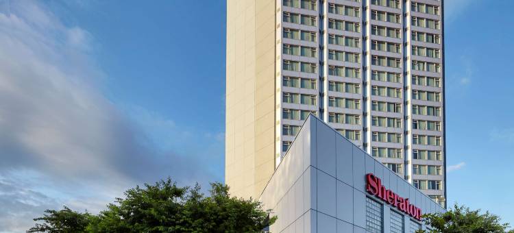 温哥华吉尔福德喜来登酒店(Sheraton Vancouver Guildford Hotel)图片