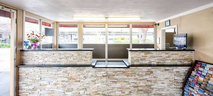 The Midtowner Hotel, SureStay Collection by Best Western图片