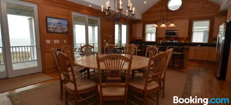 Mr Bugs Summer House by Peace Vacations图片