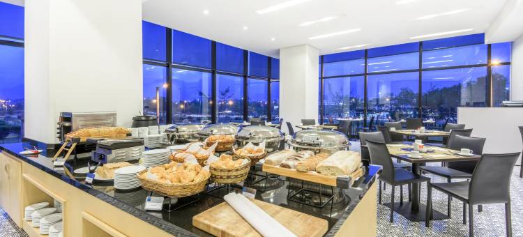 万枫波哥大大使馆酒店(Fairfield by Marriott Bogota Embajada)图片