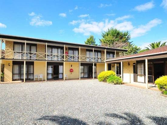 奧克蘭半月灣旅館