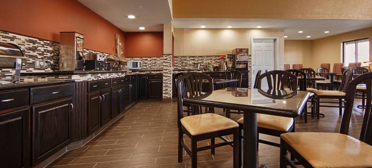 绿树贝斯特韦斯特酒店(Best Western Green Tree Inn)图片