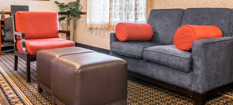 舒适套房酒店-格兰德维尔大激流城西南(Comfort Suites Grandville - Grand Rapids SW)图片