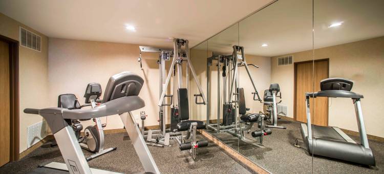 沃伦站舒适酒店(Comfort Inn Warrensburg Station)图片