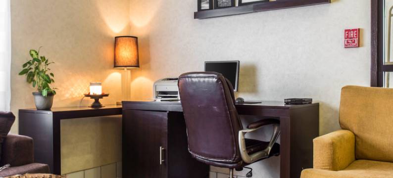 贝斯特韦斯特SureStay酒店萨默维尔花城(SureStay by Best Western Summerville Flowertown)图片