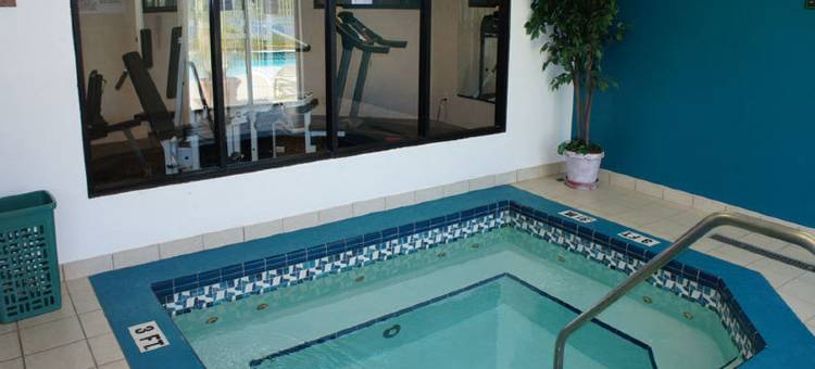 克利尔沃特南拉昆塔温德姆套房酒店(La Quinta Inn & Suites by Wyndham Clearwater South)图片