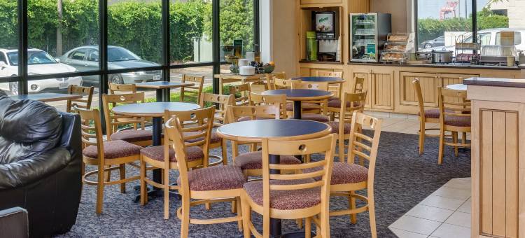 诺福克海军基地伊克诺旅馆(Econo Lodge Naval Station Norfolk)图片