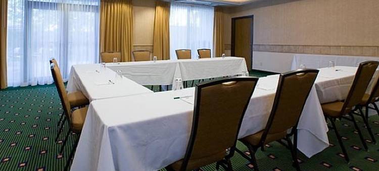 南本德米沙沃卡万怡酒店(Courtyard Mishawaka-University Area)图片