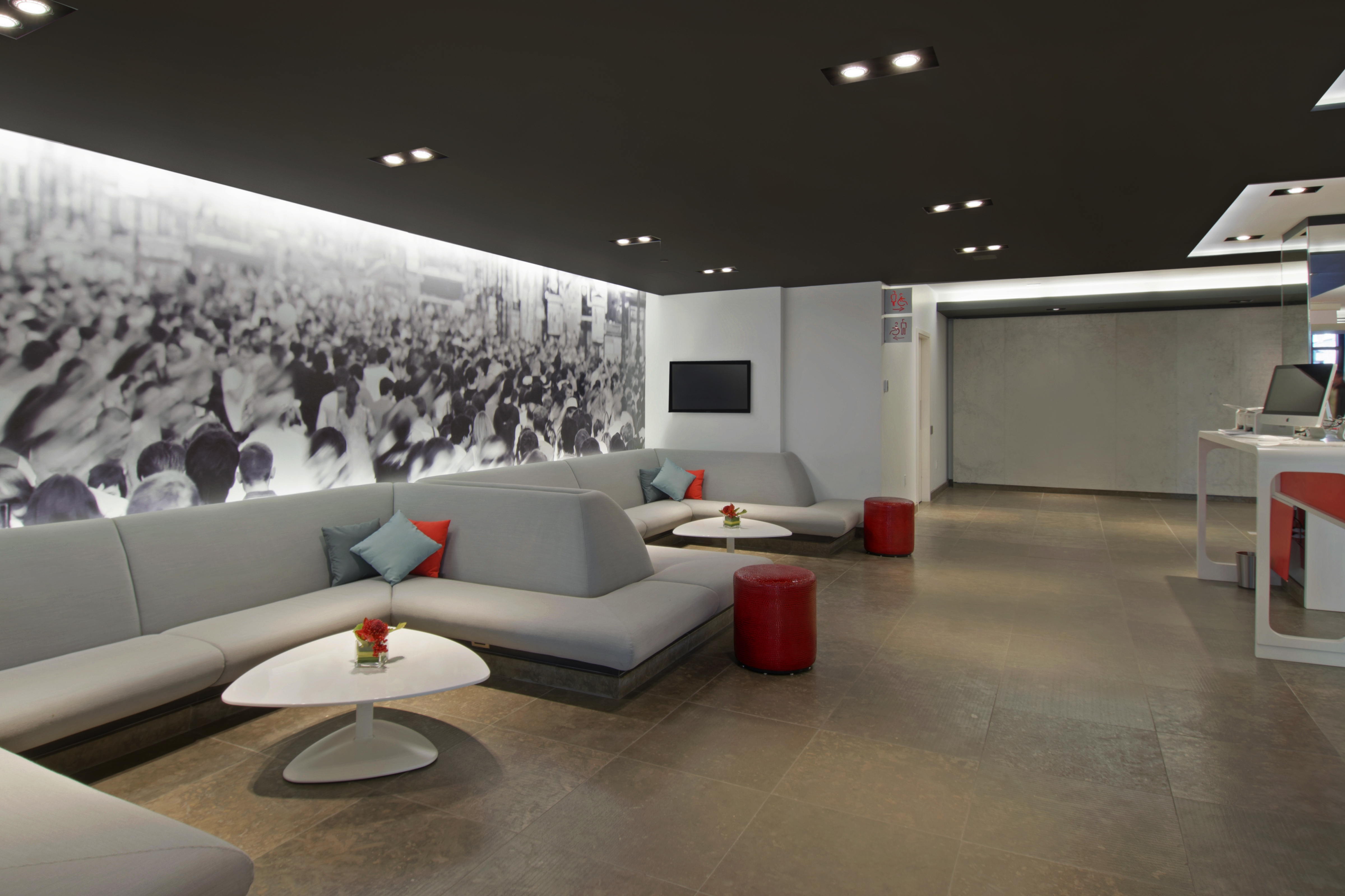 Novotel Montréal Centre Over view