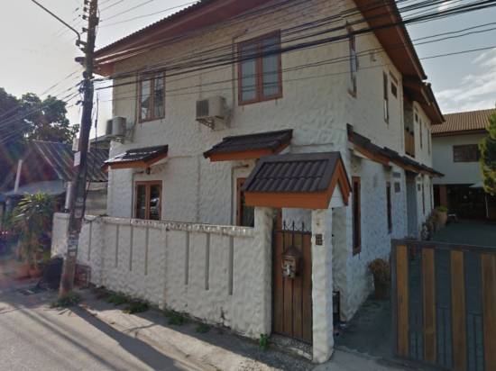 普魯梅里亞之家旅館