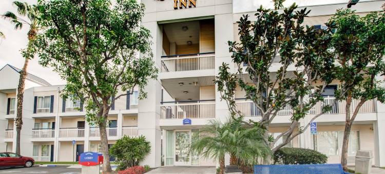 普拉森提亚阿纳海姆富勒顿品质酒店(Quality Inn Placentia Anaheim Fullerton)图片
