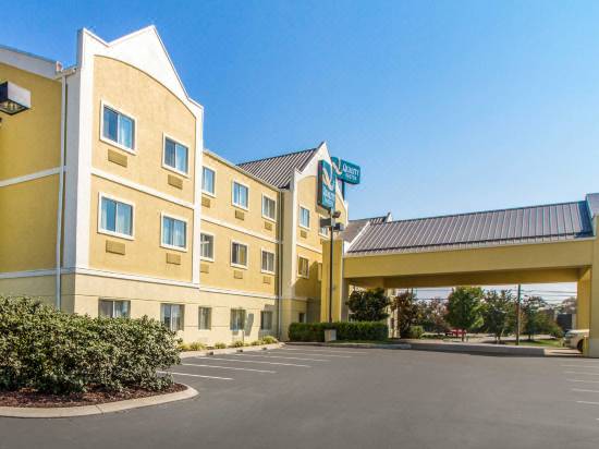 Comfort Inn Suites Vancouver Hotel Reviews And Room Rates