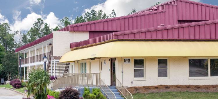 米利奇维尔戴斯酒店(Days Inn by Wyndham Milledgeville)图片