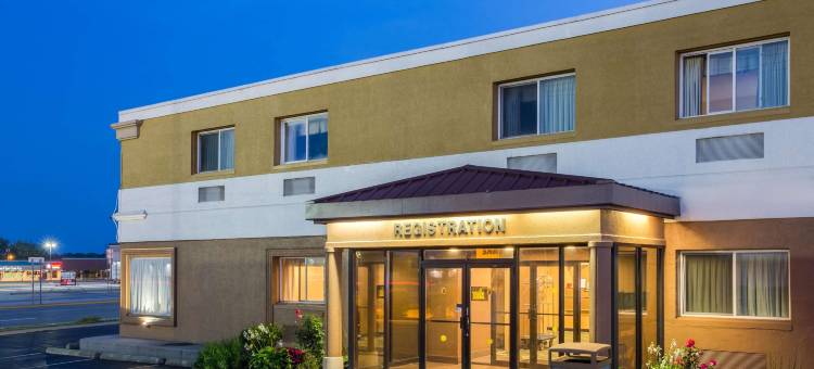 法布里奇威廉姆斯维尔布法罗机场快捷酒店(FairBridge Inn Express Buffalo Airport Williamsville)图片