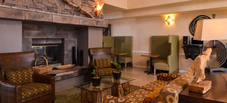 凤凰城贝蒙特/坦佩大学酒店及套房by Wyndham(Baymont Inn & Suites by Wyndham Tempe University/Phoenix)图片