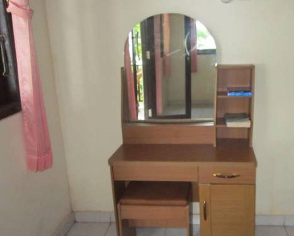 Beten Enjung Home Stay Hotel Reviews And Room Rates - 