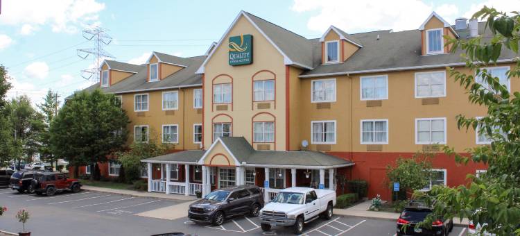 凯艺套房酒店-辛辛那提沙伦维尔(Quality Inn & Suites Cincinnati Sharonville)图片