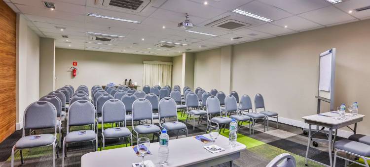 平达莫尼扬加巴高峰套房酒店(Summit Suítes Hotel Pindamonhangaba)图片