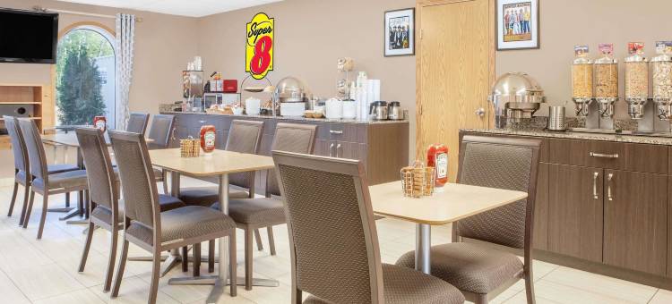 阿萨巴斯卡速8酒店(Super 8 by Wyndham Athabasca AB)图片