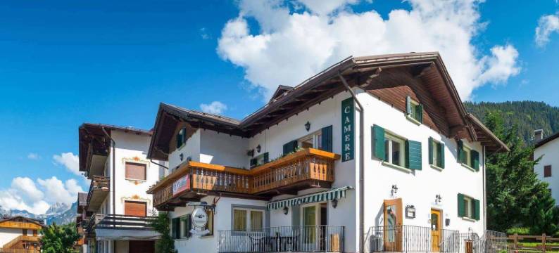 朱斯蒂娜美布雷酒吧酒店(B&B Meublè Giustina)图片