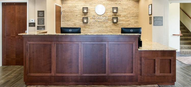 西医学中心舒适套房酒店(Comfort Inn & Suites West - Medical Center)图片