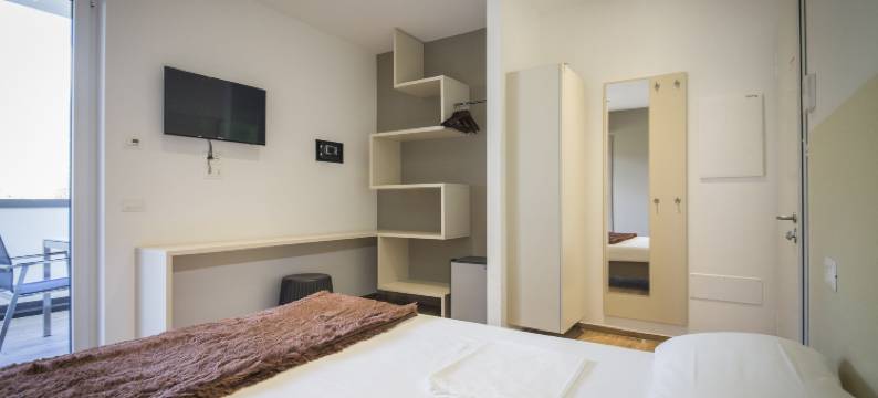 里瓦湖旅馆(Riva Lake Lodge)图片