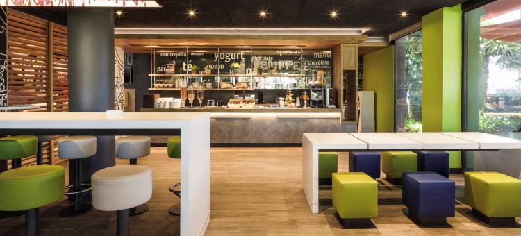 马拉加机场委拉斯开兹大道宜必思快捷酒店(Ibis Budget Malaga Aeropuerto Avenida Velazquez)图片