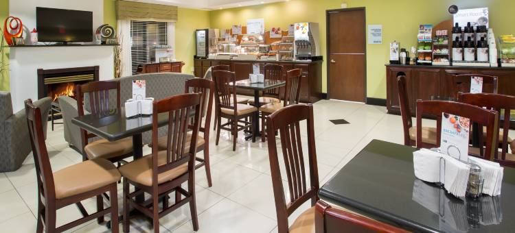 Holiday Inn Express & Suites TELL市(Holiday Inn Express & Suites TELL CITY by IHG)图片