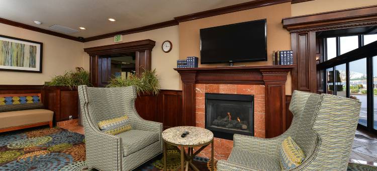 波特兰西南 - 克拉克马斯区智选假日酒店(Holiday Inn Express Portland SE - Clackamas Area)图片