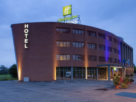 Holiday Inn Express 帕尔玛