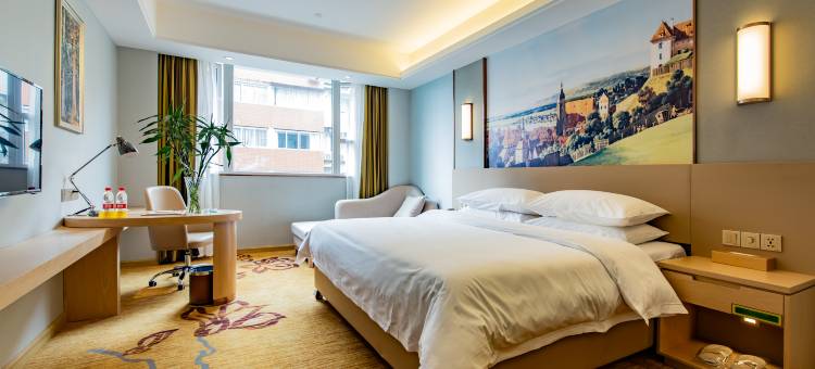 维也纳国际酒店(达州火车站罗浮广场店)图片