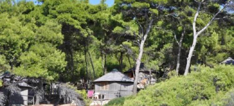 伊索莱特雷米蒂意大利旅游俱乐部露营地(Touring Club Italiano - Isole Tremiti)图片
