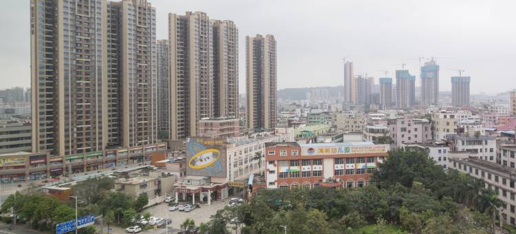 山水时尚酒店(深圳华南城禾花地铁站店)图片