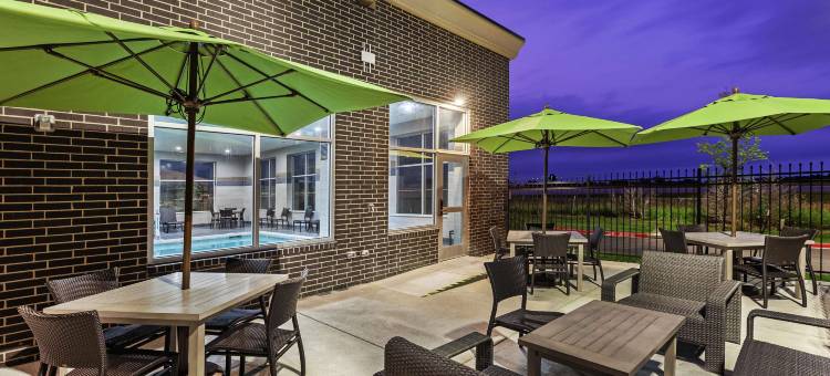 加德纳会议中心希尔顿欢朋酒店(Hampton Inn by Hilton Gardner Conference Center)图片