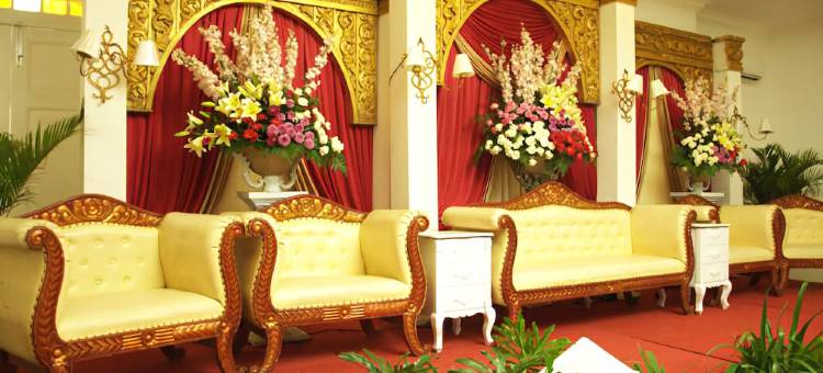 卡古姆纳里潘酒店(The Naripan Hotel)图片