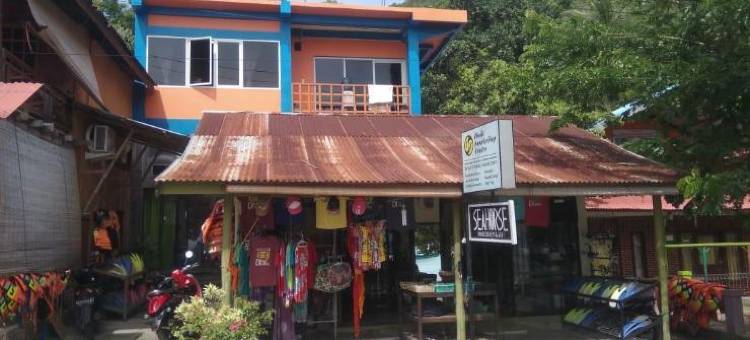 阿米拉简易别墅旅馆(Amira Bungalow Iboih)图片