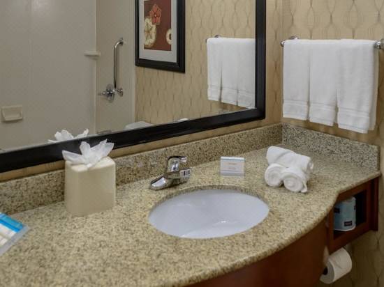 Hilton Garden Inn Kennett Square Hotel Reviews And Room Rates