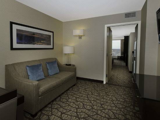 Embassy Suites By Hilton Niagara Falls Fallsview Hotel