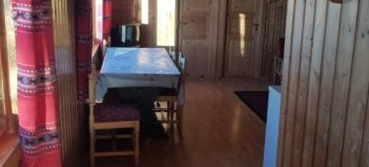 Nybu Two-Bedroom Cottage图片