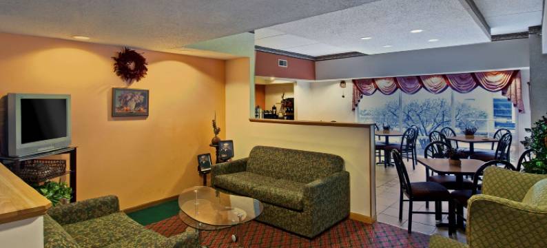 沃基根格尼美洲最佳价值套房酒店(Americas Best Value Inn & Suites Waukegan/Gurnee)图片
