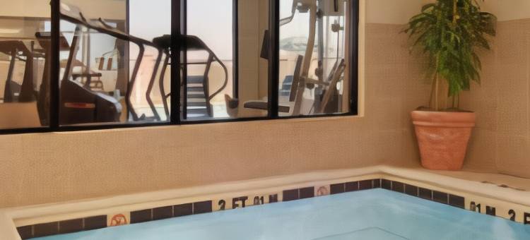 Wingate by Wyndham Montgomery图片