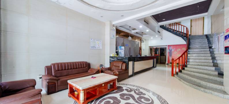 双峰假日酒店(麻阳汽车站店)图片